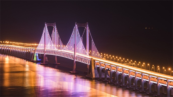 橋梁夜景亮化設(shè)計(jì)應(yīng)該注意什么？