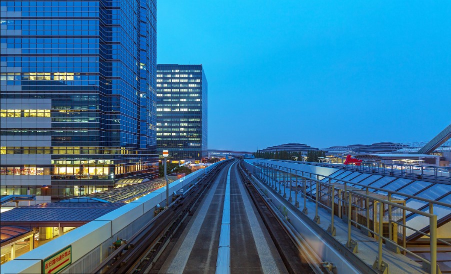 1637221909(1).jpg LED亮化工程在軌道交通中逐漸占據(jù)一席之地